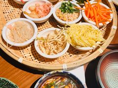 -包整·丝娃娃(一览甲秀楼风景店)