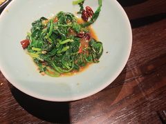 -丽华园·武汉地标楚菜餐厅(青山江滩店)