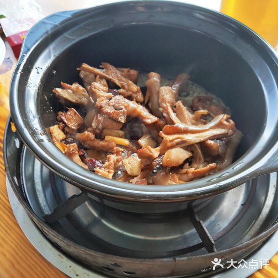 东山羊餐馆(兰洋北路店)