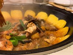 -王老六铁锅炖鱼(大东沟总店)