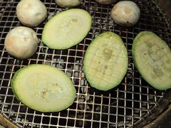 -铭牛烧肉·和牛海鲜自助(高新月牙湖店)