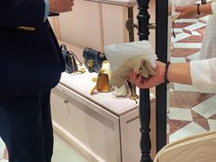 -Gucci(青岛海信广场店)