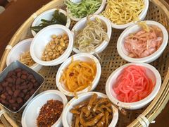 -包整·丝娃娃(一览甲秀楼风景店)