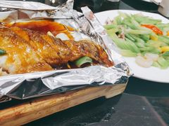 铁板锡纸鲈鱼-高第街56号港式餐厅·精选(世茂广场宽厚里大明湖店)