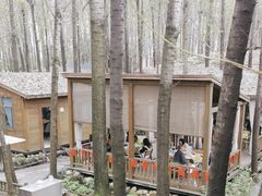 -林间山庄