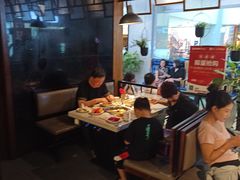 -汉金城海鲜烤肉自助百汇(威海威高广场店)