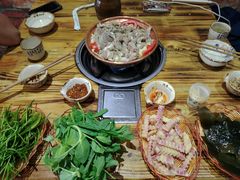 -阿婆情腊排骨火锅(金虹路店)