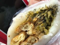 -上海虹口糕团(福州路店)