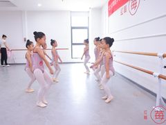 -予荷舞蹈(盛景校区)