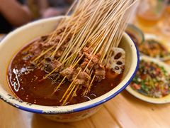 -拈签一笑黄牛肉辣卤串串