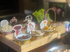 -菌自由丨野生菌火锅特色庭院餐厅(丽江古城店)