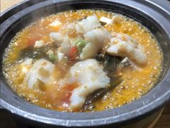 -极有家小鱼小鸡石锅煲(佳兆业店)