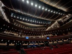 -交通银行前滩31演艺中心