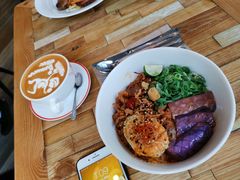 beef&nbsp;sriracha&nbsp;don-Elephant Grounds(STARSTREET)