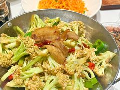 -梅利汴京烤鸭•开封豫菜地标店(东司门店)