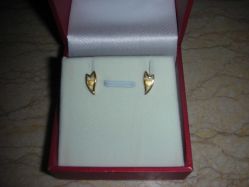 鸡心耳环-周大福CHOW TAI FOOK(浦东八佰伴店)