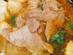 -小杨生煎(金山百联购物中心3楼店)