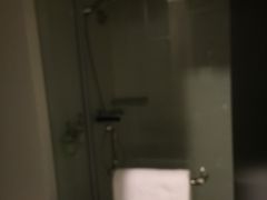 -桔子酒店(上海西藏北路地铁站店)