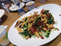 -俭寨大盘鸡·手抓肉·烧烤新疆菜(乌苏路店)