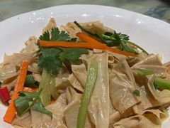 -梁家大院•农家菜(昆山会展中心店)