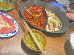 -萍姐火锅·公路夜市(武汉首店)