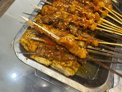 -宫老四·上品烧烤酒店(汉东路店)