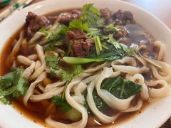 -清真吴记门钉肉饼·喜多利