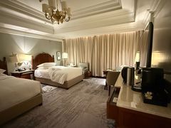 -广州富力丽思卡尔顿酒店