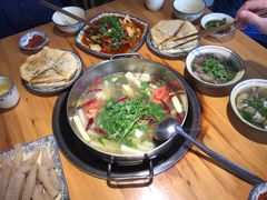 -大众跷脚牛肉馆·非遗传承单位(峨眉山店)