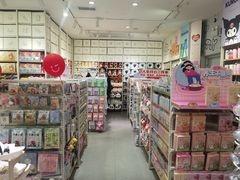 -优衣库(北京万柳华联购物中心店)