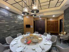 -郑庄脂渣海鲜楼(九水路店)