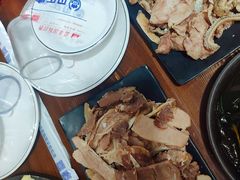 -乡土黄·鲜牛肉火锅·小龙虾(兴业街店)