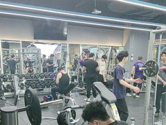 -超鹿运动(五四路恒力城店)