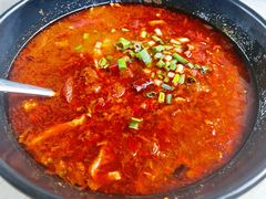啰啰酸辣煮米线（猪肉）-啰啰冰屋(景洪总店)