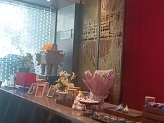 -AI住未来酒店(西安钟鼓楼五路口地铁站店)