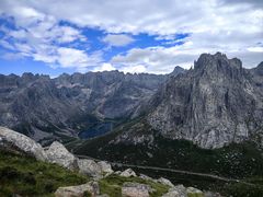 -莲宝叶则景区