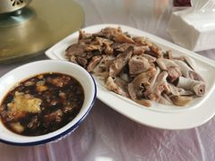 -东北菜冰城一家人