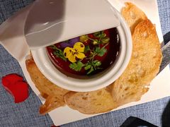 鹅肝酱面包片-弦月窗LUNETTE BY AMANDA(复兴路店)