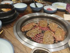 -明洞阿姨·韩式酱蟹烤肉·创意料理(三元桥店)