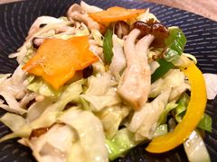 -雾山韩式烤肉·海南糟粕&椰子鸡火锅·海景餐厅(三亚绿发山海天JW万豪酒店)