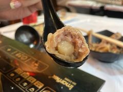 -鲜入围煮花胶鸡海鲜火锅