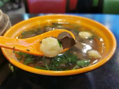 鸭血油豆腐汤-大龙汤包