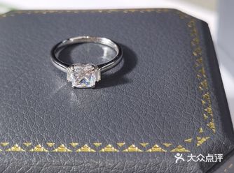 敲黑板!别再买款式老土的钻戒啦!