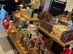-星巴克臻选(金桥国际店)
