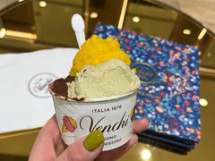 -VENCHI 闻绮(北京国贸商城店)