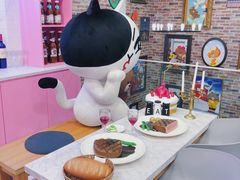 -LINE FRIENDS Garosu-gil Flagship Store