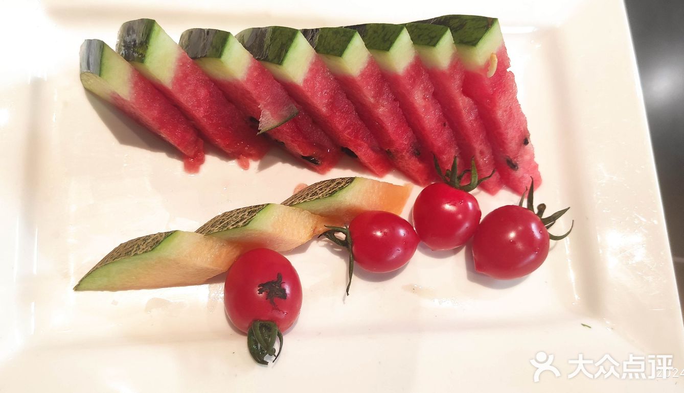 我团购的2~3人餐，包括了水煮鱼（3选1）