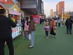 -万达广场(龙湖店)