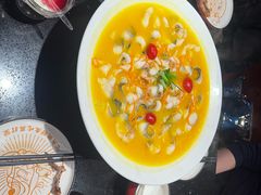 -山城外·非遗酸菜鱼(盛龙广场店)