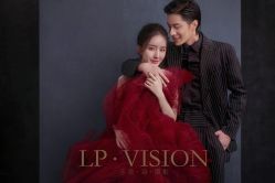 -乐派诗婚纱摄影